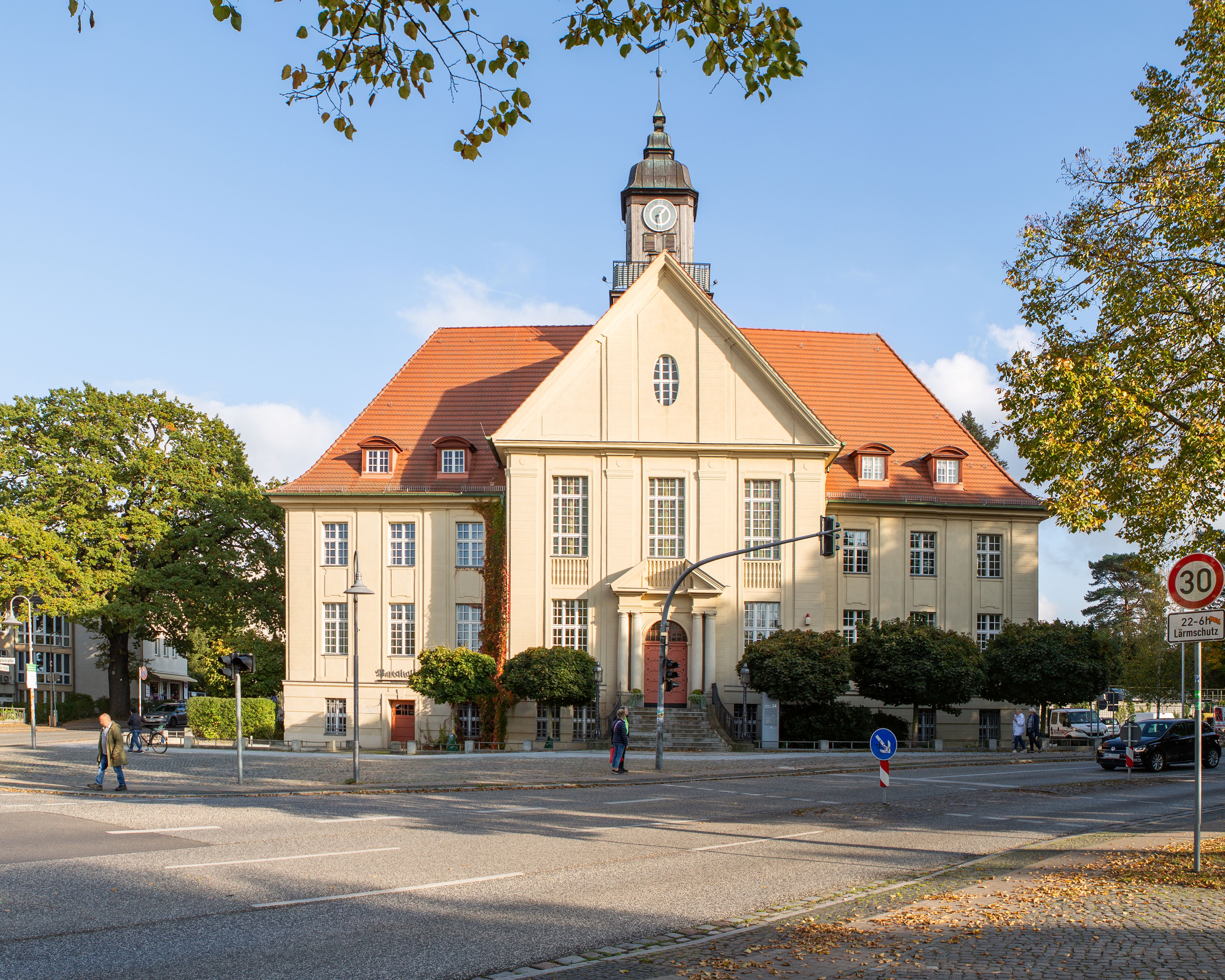 Birkenwerder braucht:
  eine moderne und funktionsfhige Verwaltung
  einen serisen Umgang mit Finanzen
  eine aktive Bauplanung
 Kompromisse im politischen Handeln
